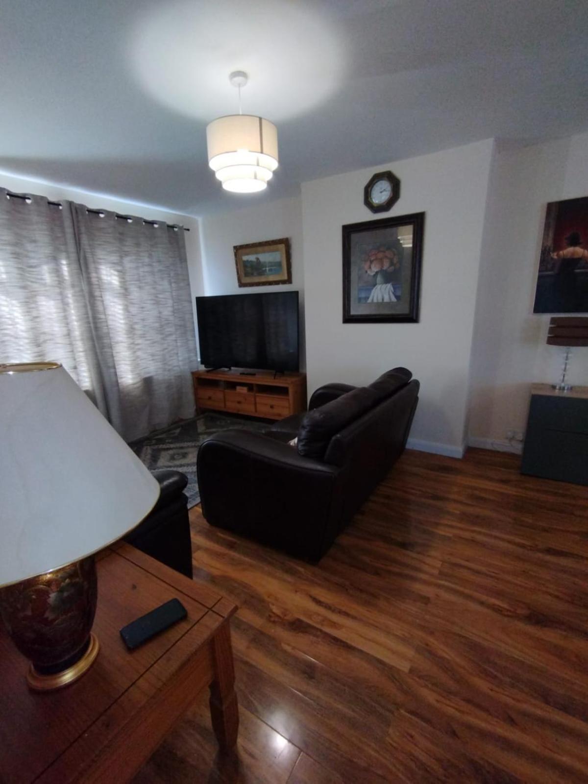 Edinburgh Villa 3 Bed Rooms House In Edinburgh - Private Parking Buitenkant foto